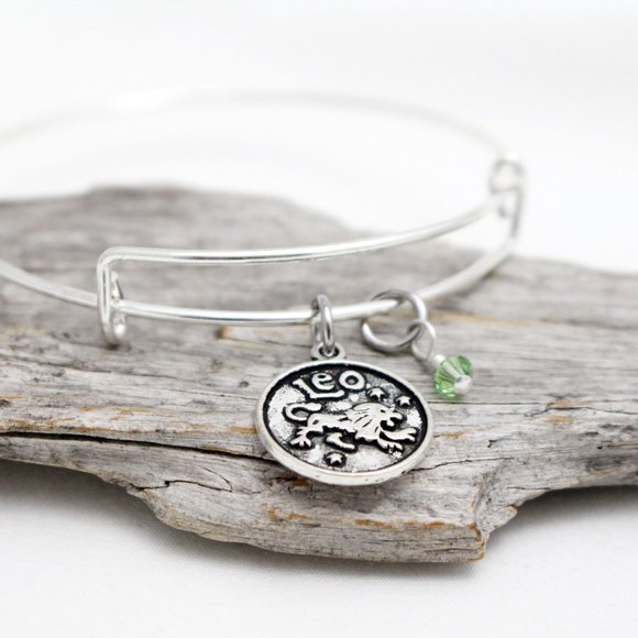 August Leo Adjustable Charm Bangle - Handmade Zodiac Bracelet - Picture 3 of 12